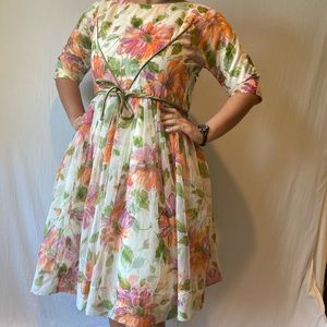 Vintage floral dress with belt, 10